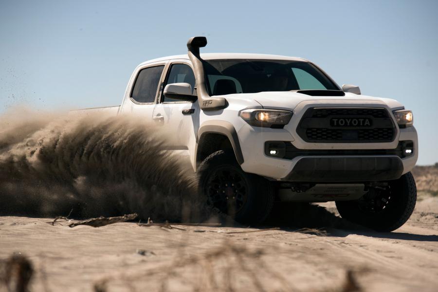  Toyota Tacoma TRD Pro Double Cab 2018 года  (фото 2 из 6)